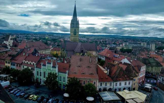 Apartament Giulio Sibiu Esterno foto